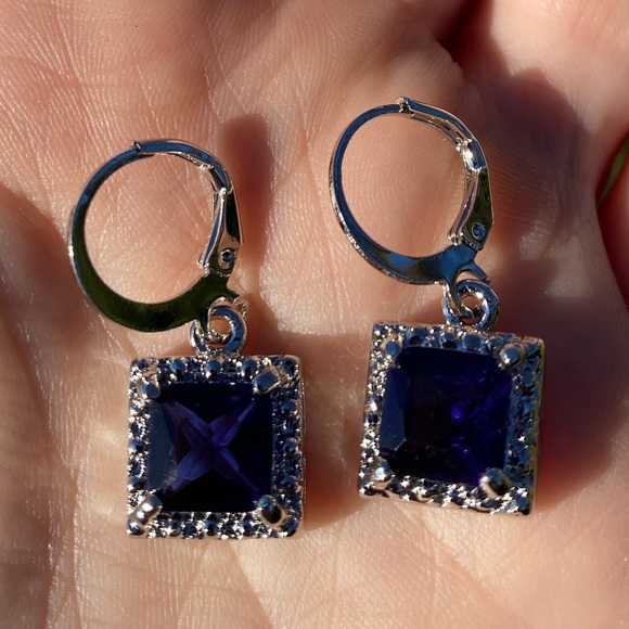 Women's Jewelry Silver Sapphire Dangle Earrings - Picture 4 of 4